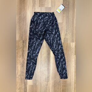 Nike one women’s athletic Black and Gray Leggings